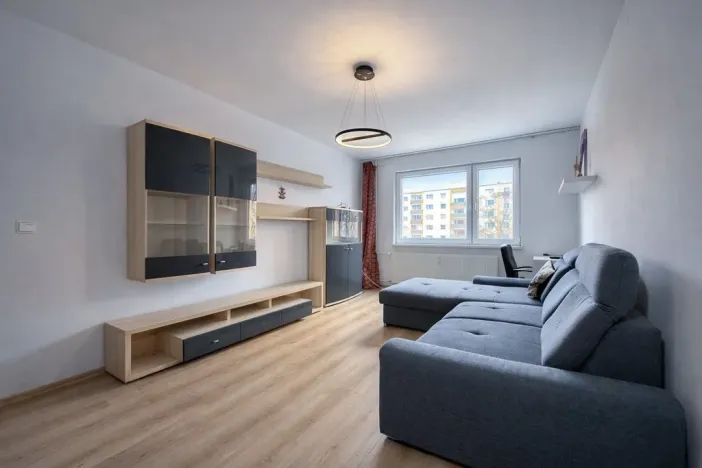 Prodej bytu 4+1, Jirkov, SNP, 76 m2