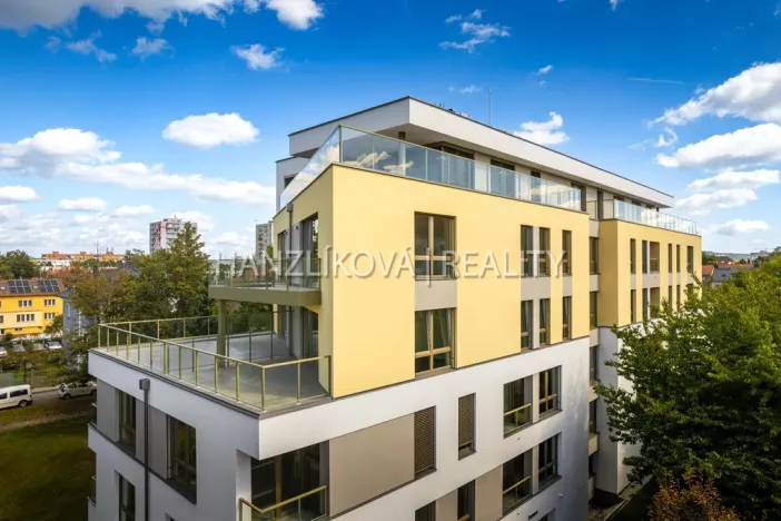 Pronájem bytu 2+kk, České Budějovice, Hálkova, 40 m2