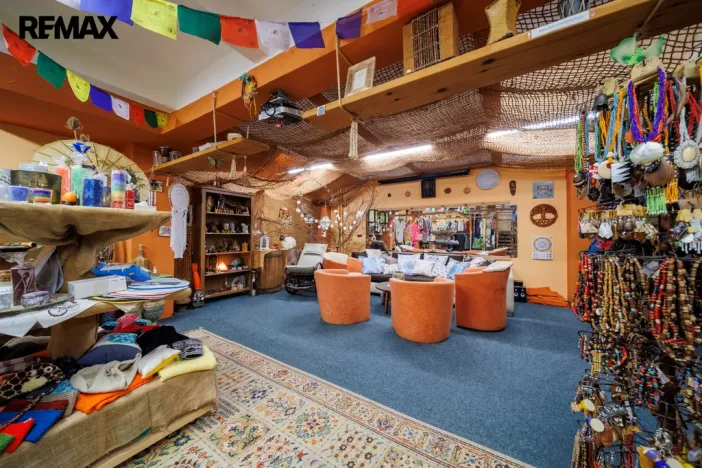 Prodej obchodního prostoru, Karlovy Vary, Jugoslávská, 142 m2