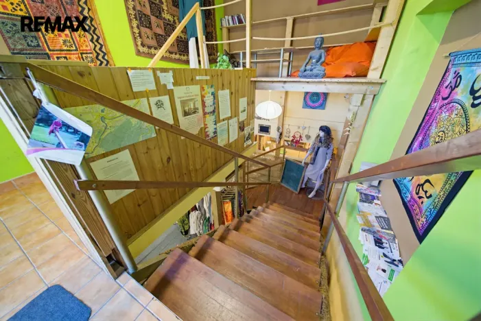 Prodej obchodního prostoru, Karlovy Vary, Jugoslávská, 142 m2