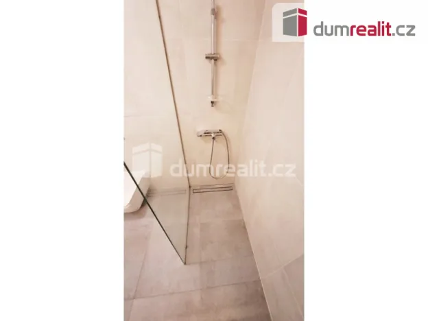 Pronájem bytu 1+kk, Praha - Veleslavín, Adamova, 31 m2