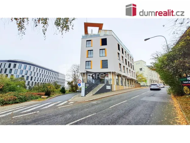 Pronájem bytu 1+kk, Praha - Veleslavín, Adamova, 31 m2