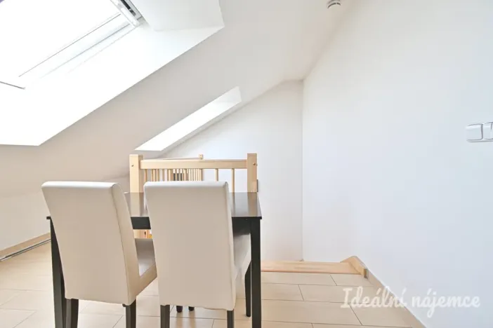 Pronájem bytu 2+1, Brno, Ponětovická, 62 m2