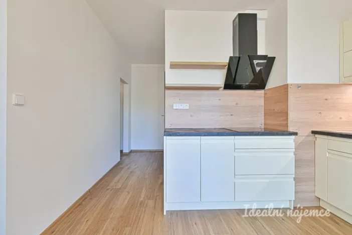 Pronájem bytu 1+1, Brno - Řečkovice, Horácké náměstí, 44 m2