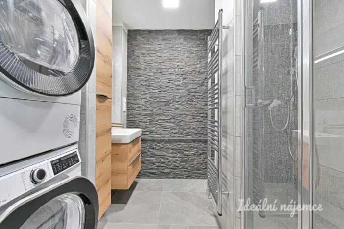 Pronájem bytu 1+1, Brno - Řečkovice, Horácké náměstí, 44 m2