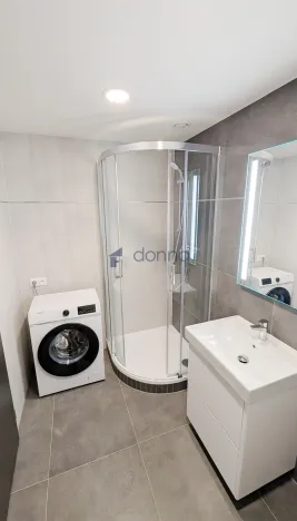 Pronájem bytu 1+kk, Praha, Poděbradská, 35 m2