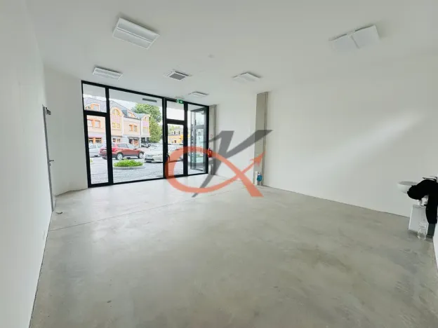 Pronájem obchodního prostoru, Rožnov pod Radhoštěm, Nerudova, 52 m2