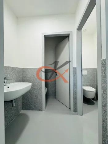 Pronájem obchodního prostoru, Rožnov pod Radhoštěm, Nerudova, 52 m2