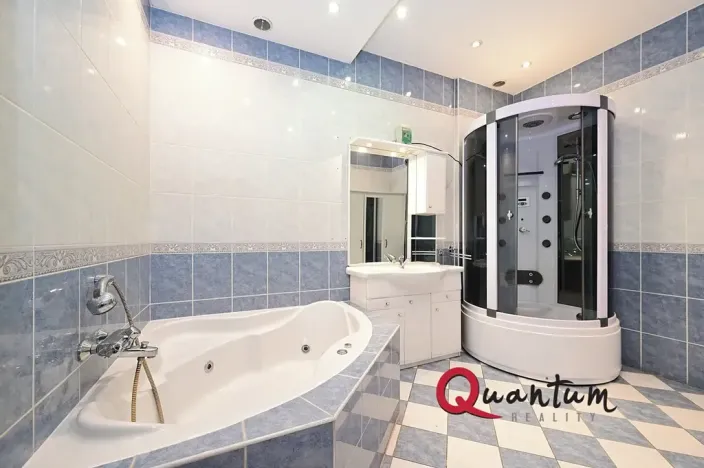 Pronájem bytu 4+1, Praha - Holešovice, Dukelských hrdinů, 146 m2