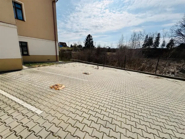 Prodej garážového stání, Kozmice, 12 m2