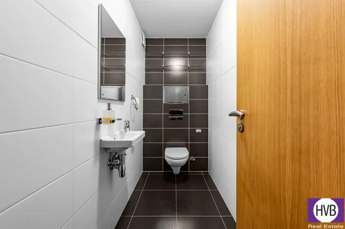 Pronájem bytu 4+kk, Praha, K Beranovu, 227 m2