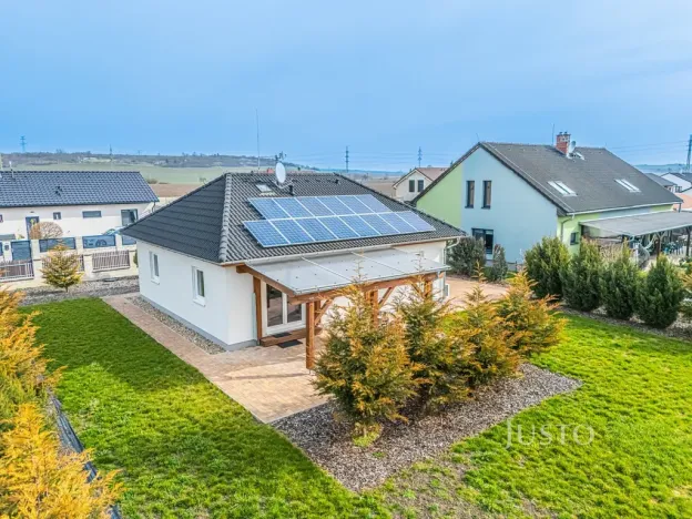 Prodej rodinného domu, Doksany, 83 m2