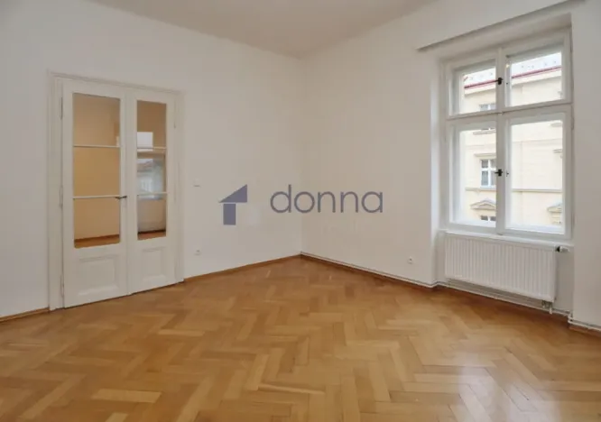 Pronájem bytu 3+kk, Praha, Rumunská, 68 m2