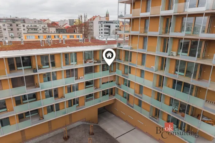 Pronájem bytu 1+kk, Plzeň - Východní Předměstí, Zahradní, 42 m2