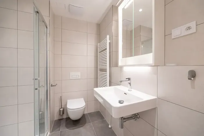 Pronájem bytu 1+kk, Praha, Milánská, 35 m2