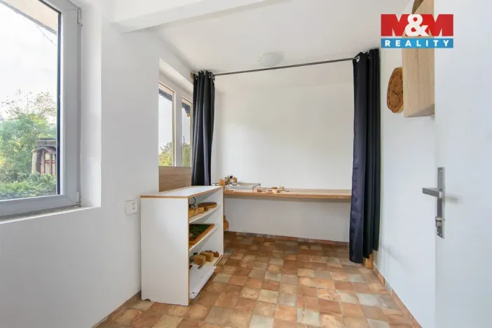 Pronájem obchodního prostoru, Praha - Zbraslav, 86 m2