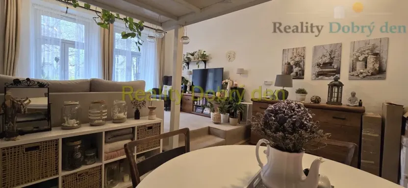 Prodej bytu 2+1, Opava, Tyršova, 66 m2