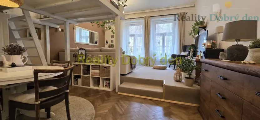 Prodej bytu 2+1, Opava, Tyršova, 66 m2