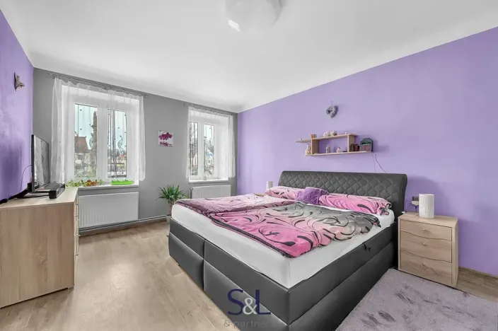 Prodej rodinného domu, Mimoň, nám. 1. máje, 256 m2