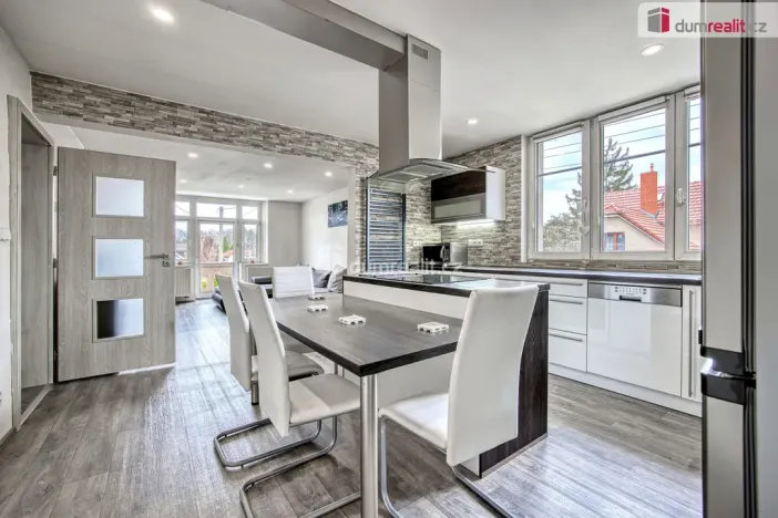 Prodej rodinného domu, Libiš, Střední, 150 m2