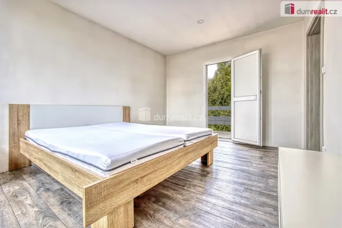 Prodej rodinného domu, Libiš, Střední, 150 m2