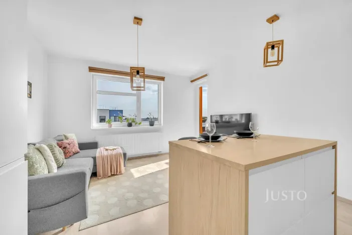 Prodej bytu 2+kk, Praha - Uhříněves, Oty Bubeníčka, 45 m2