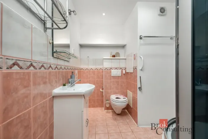 Prodej bytu 4+1, Liberec - Liberec VI-Rochlice, Dobiášova, 98 m2