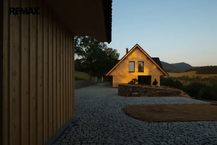 Prodej rodinného domu, Lázně Libverda, 248 m2