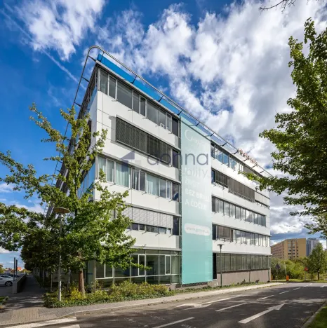 Pronájem kanceláře, Praha, Pekařská, 326 m2