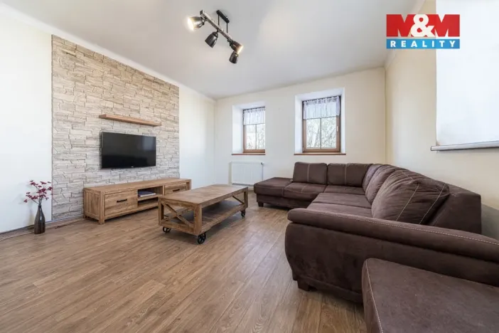 Prodej rodinného domu, Pluhův Žďár, 300 m2