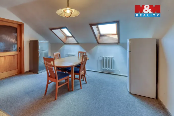 Prodej atypického bytu, Plzeň - Jižní Předměstí, Na Jíkalce, 151 m2