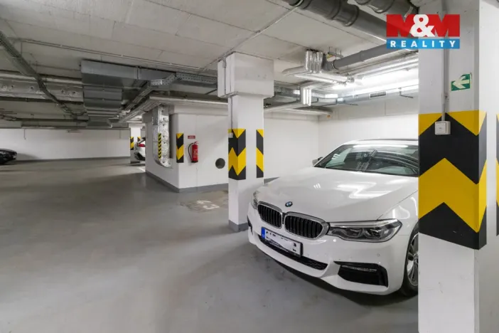 Pronájem bytu 2+kk, Čelákovice, náměstí 5. května, 60 m2