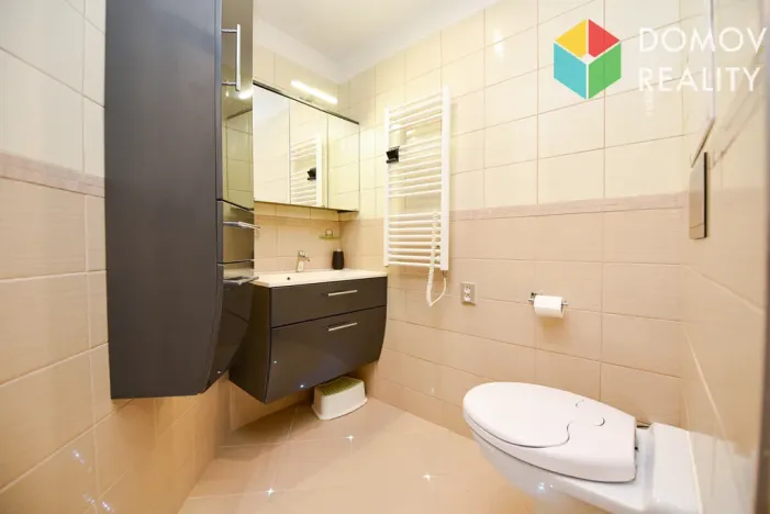 Prodej bytu 4+kk, Jince, Zborovská, 85 m2