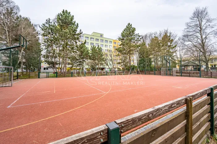 Pronájem bytu 2+kk, Praha - Libuš, K lukám, 43 m2