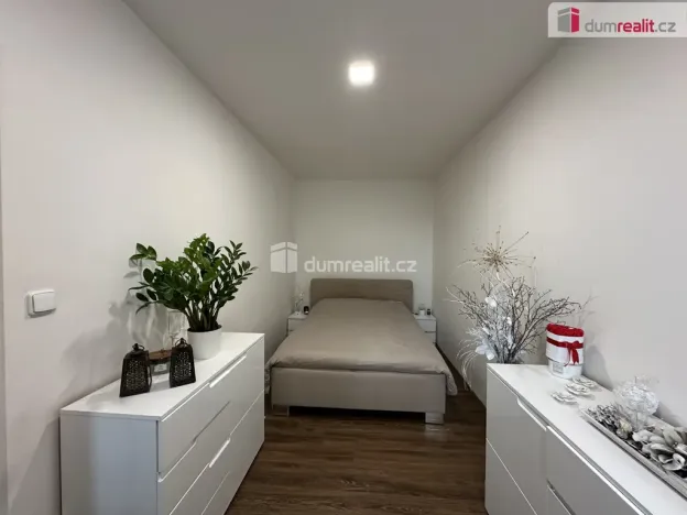 Pronájem bytu 2+1, Břeclav - Charvátská Nová Ves, Na Valtické, 43 m2