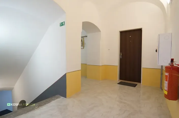 Pronájem bytu 2+kk, Ostrov, Hroznětínská, 55 m2