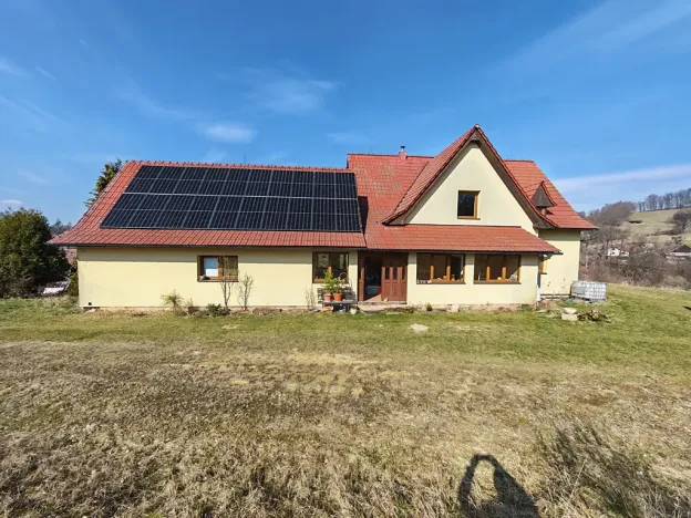 Prodej rodinného domu, Ublo, 350 m2