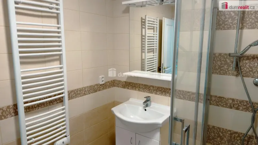 Pronájem bytu 2+kk, Kolín - Kolín V, Ke Hřbitovu, 68 m2