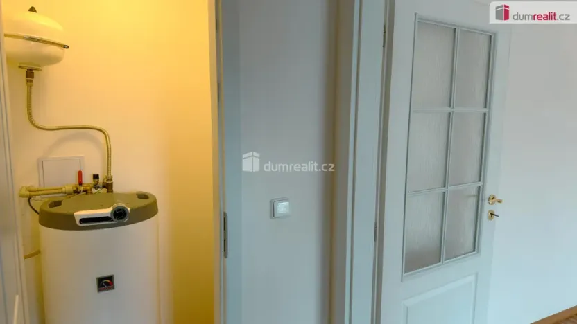 Pronájem bytu 2+kk, Kolín - Kolín V, Ke Hřbitovu, 68 m2