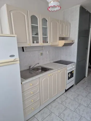 Prodej bytu 3+1, Praha - Bohnice, Dolákova, 70 m2