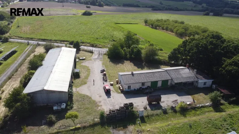 Pronájem výrobních prostor, Kouřim, 500 m2