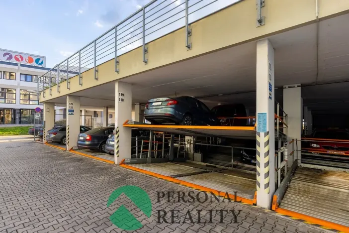 Prodej bytu 4+kk, Pardubice, Bělehradská, 80 m2