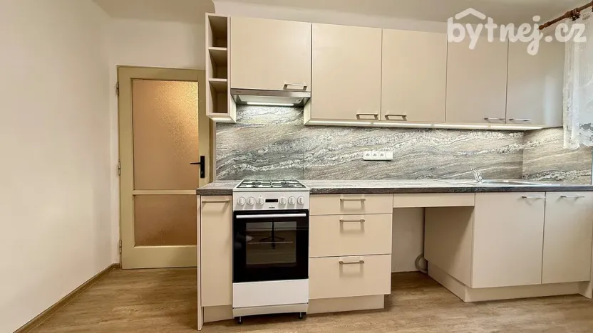 Pronájem bytu 2+1, Olomouc - Nová Ulice, tř. Míru, 51 m2