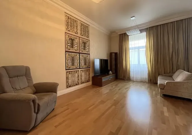 Pronájem bytu 3+kk, Praha - Bubeneč, Puškinovo náměstí, 98 m2