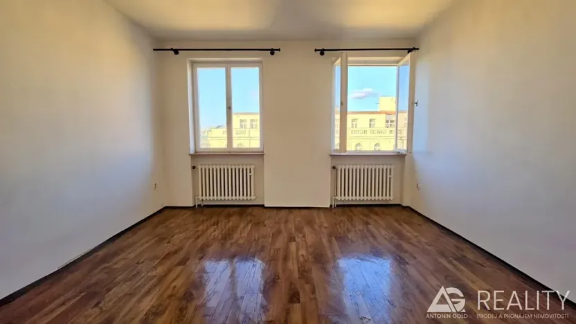 Prodej bytu 3+1, Praha - Vinohrady, náměstí Míru, 62 m2