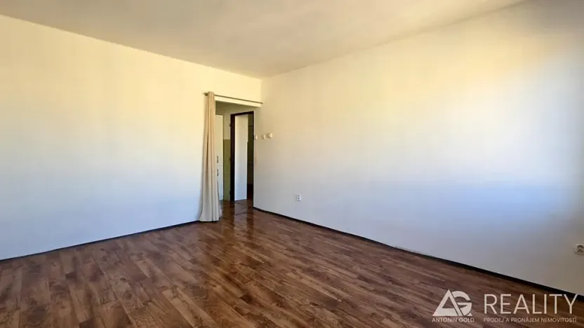 Prodej bytu 3+1, Praha - Vinohrady, náměstí Míru, 62 m2