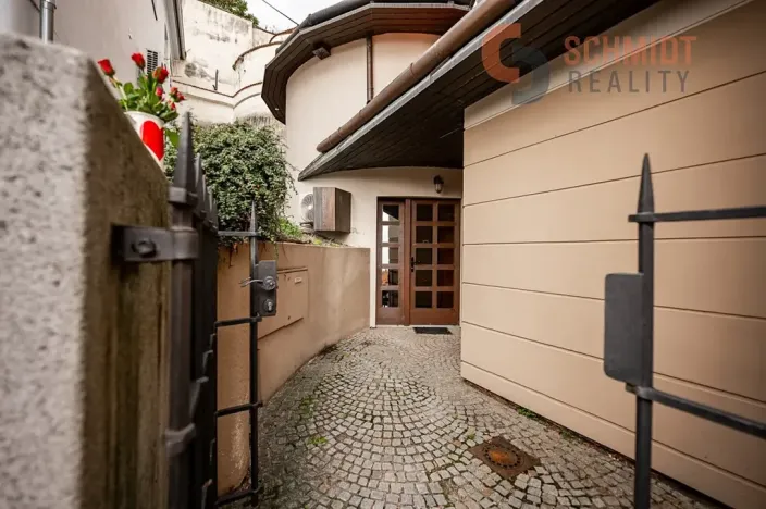 Pronájem kanceláře, Mikulov, Náměstí, 19 m2