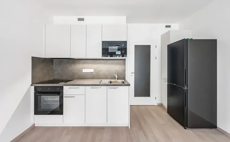 Pronájem bytu 1+kk, Praha - Vysočany, Gerstelova, 35 m2