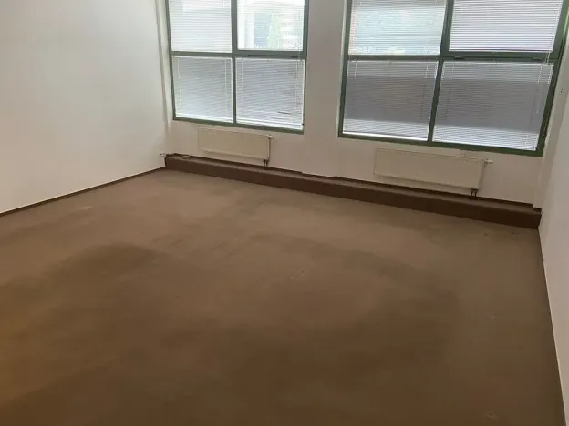 Pronájem obchodního prostoru, Zlín, náměstí Práce, 40 m2