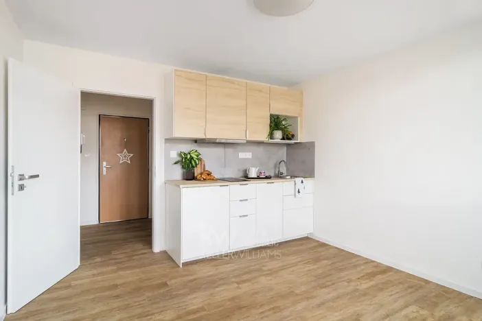 Pronájem bytu 2+kk, Praha - Krč, Hurbanova, 40 m2